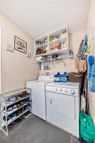 241 Covewood Circle Ne, Calgary, AB - Indoor Photo Showing Laundry Room