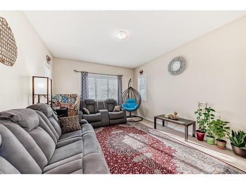 241 Covewood Circle Ne, Calgary, AB - Indoor Photo Showing Living Room