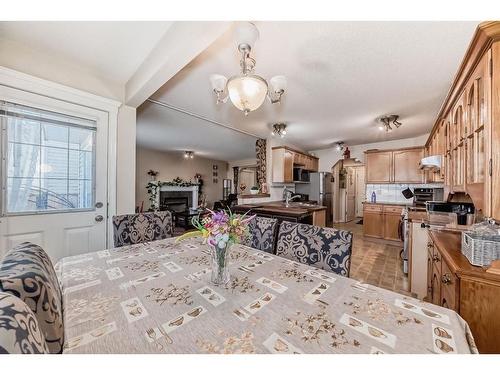 241 Covewood Circle Ne, Calgary, AB - Indoor Photo Showing Dining Room