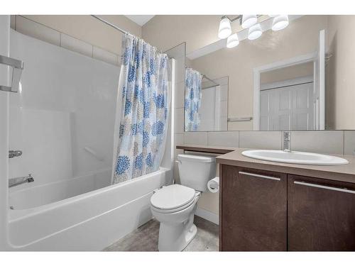 509 Skyview Ranch Grove Ne, Calgary, AB - Indoor Photo Showing Bathroom