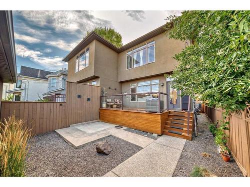 528 31 Street Nw, Calgary, AB - Outdoor With Exterior