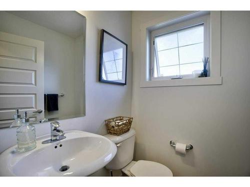 105 Auburn Bay Circle Se, Calgary, AB - Indoor Photo Showing Bathroom