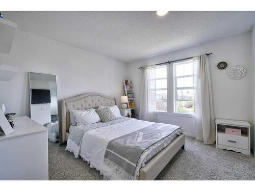 105 Auburn Bay Circle Se, Calgary, AB - Indoor Photo Showing Bedroom