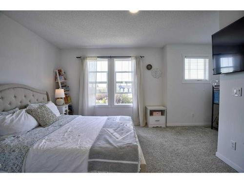 105 Auburn Bay Circle Se, Calgary, AB - Indoor Photo Showing Bedroom