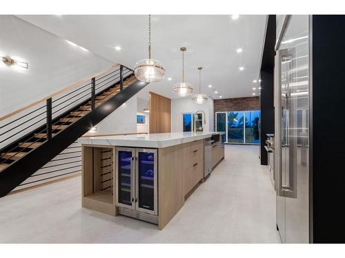 1920 10 Avenue Nw, Calgary, AB - Indoor Photo Showing Kitchen With Upgraded Kitchen