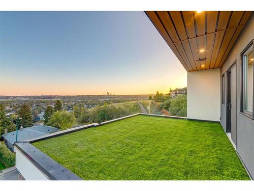 1920 10 Avenue Nw, Calgary, AB - Outdoor With View