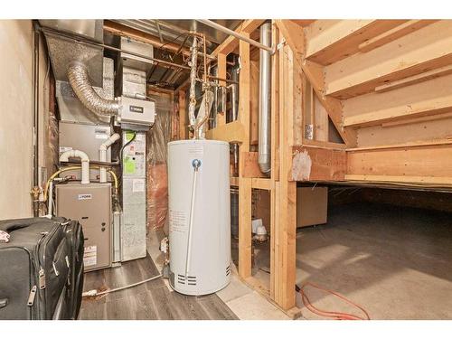 31 Woodglen Road Sw, Calgary, AB - Indoor Photo Showing Basement