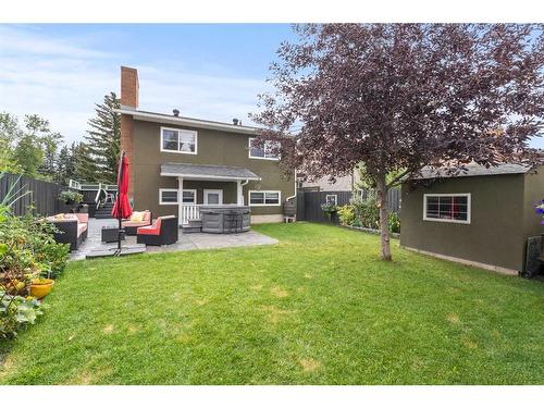 31 Woodglen Road Sw, Calgary, AB - Outdoor With Deck Patio Veranda