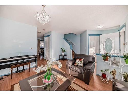 23 Taralea Crescent Ne, Calgary, AB - Indoor Photo Showing Living Room