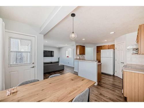 158 Coville Circle Ne, Calgary, AB - Indoor Photo Showing Kitchen