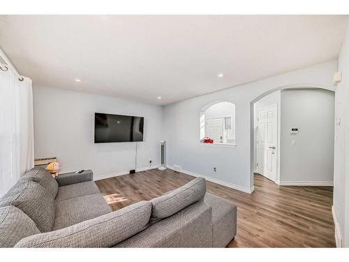 158 Coville Circle Ne, Calgary, AB - Indoor Photo Showing Living Room