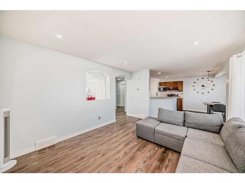 158 Coville Circle Ne, Calgary, AB - Indoor Photo Showing Living Room