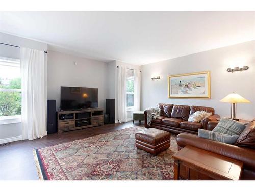 84 Hawkside Road Nw, Calgary, AB - Indoor Photo Showing Living Room