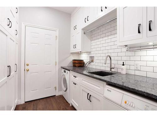 84 Hawkside Road Nw, Calgary, AB - Indoor Photo Showing Kitchen