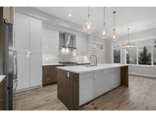 92 Burma Star Road Sw, Calgary, AB - Indoor Photo Showing Kitchen With Upgraded Kitchen