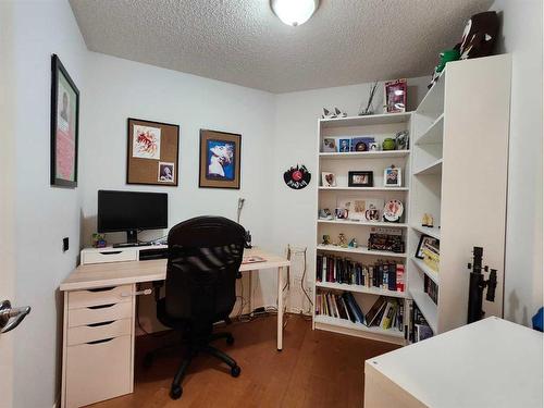 1118-950 Arbour Lake Road Nw, Calgary, AB - Indoor Photo Showing Office