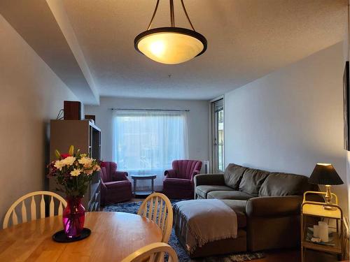 1118-950 Arbour Lake Road Nw, Calgary, AB - Indoor