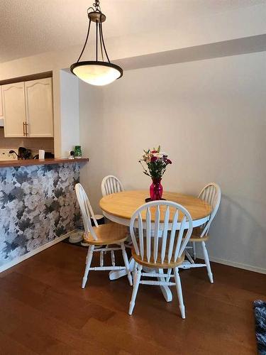 1118-950 Arbour Lake Road Nw, Calgary, AB - Indoor Photo Showing Dining Room