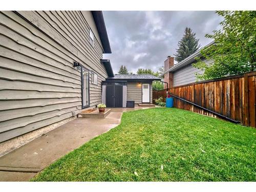 440 Parkview Crescent Se, Calgary, AB - Outdoor With Exterior