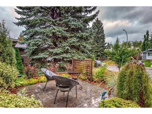 440 Parkview Crescent Se, Calgary, AB - Outdoor