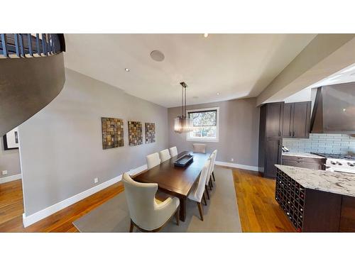 4628 Montgomery Avenue Nw, Calgary, AB - Indoor