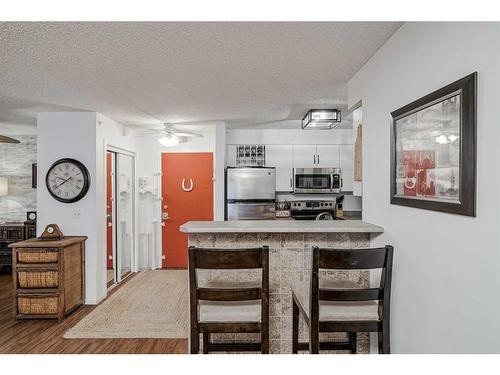 4407-1620 70 Street Se, Calgary, AB - Indoor