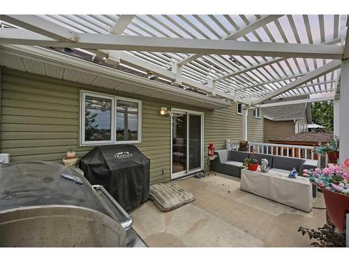 1711 Meadowlark Road Se, Airdrie, AB - Outdoor With Deck Patio Veranda With Exterior