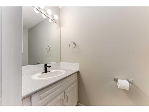 6-4312 75 Street Nw, Calgary, AB - Indoor Photo Showing Bathroom