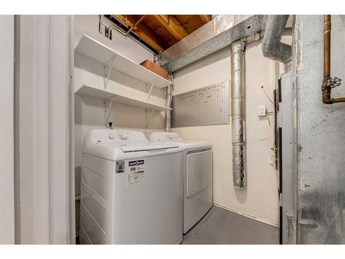 6-4312 75 Street Nw, Calgary, AB - Indoor Photo Showing Laundry Room