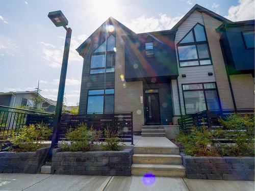 1111 Sage Meadows Gardens Nw, Calgary, AB - Outdoor With Facade