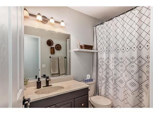 96 Glenhill Drive, Cochrane, AB - Indoor Photo Showing Bathroom