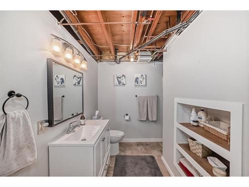 96 Glenhill Drive, Cochrane, AB - Indoor Photo Showing Bathroom