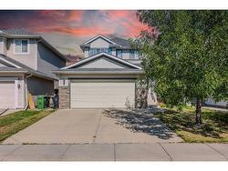 18 Evansford Grove NW Calgary, AB T3P 1G7