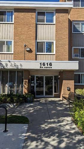 218-1616 8 Avenue Nw, Calgary, AB - Outdoor