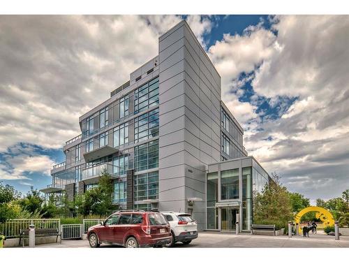 103-128 Waterfront Court Sw, Calgary, AB - Outdoor