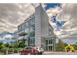 103-128 Waterfront Court SW Calgary, AB T2P 1K7