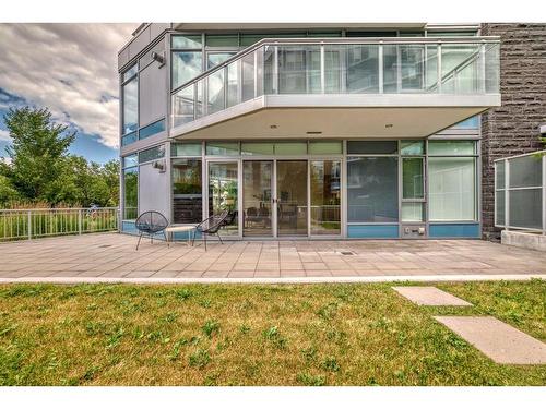 103-128 Waterfront Court Sw, Calgary, AB - Outdoor