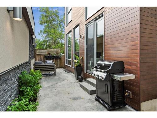 3-408 13Th Street Nw, Calgary, AB - Outdoor With Exterior