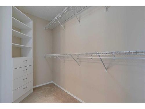 130 Edgeridge Circle Nw, Calgary, AB - Indoor With Storage