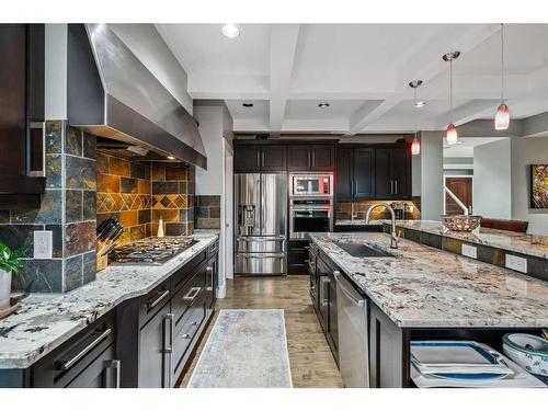 7029 Strathridge Gate Sw, Calgary, AB - Indoor Photo Showing Kitchen With Upgraded Kitchen