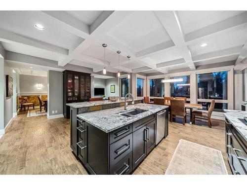 7029 Strathridge Gate Sw, Calgary, AB - Indoor Photo Showing Kitchen With Upgraded Kitchen