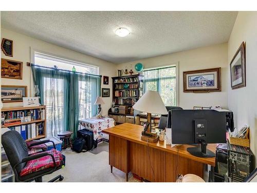 80024 249 Avenue East, Rural Foothills County, AB - Indoor Photo Showing Office