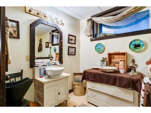 80024 249 Avenue East, Rural Foothills County, AB - Indoor Photo Showing Bathroom