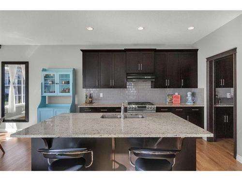 7 Evansborough View Nw, Calgary, AB - Indoor Photo Showing Kitchen With Double Sink With Upgraded Kitchen