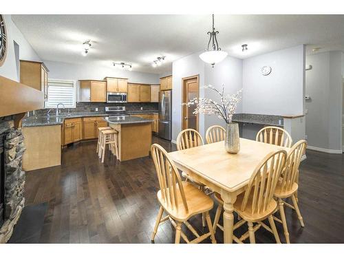 96 Aspen Hills Close Sw, Calgary, AB - Indoor Photo Showing Dining Room