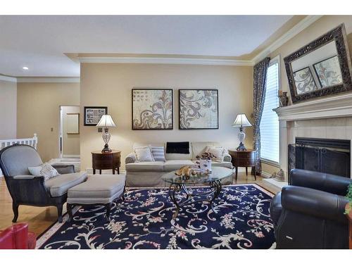 18 Varsity Estates Close Nw, Calgary, AB - Indoor Photo Showing Living Room With Fireplace