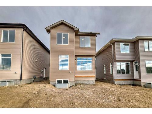 45 Shale Avenue, Cochrane, AB - Outdoor