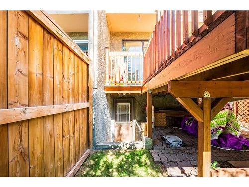 307 Woodvale Crescent Sw, Calgary, AB - Outdoor With Exterior