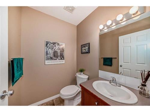 3-102 Canoe Square Sw, Airdrie, AB - Indoor Photo Showing Bathroom