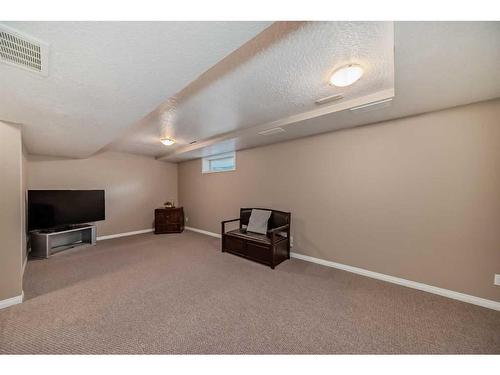 3-102 Canoe Square Sw, Airdrie, AB - Indoor